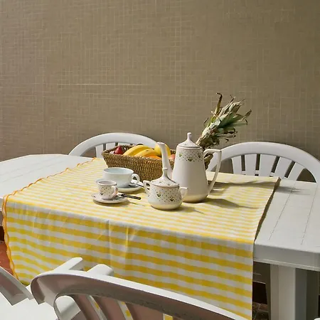 Apartamento Galerias - Centro Apartment *