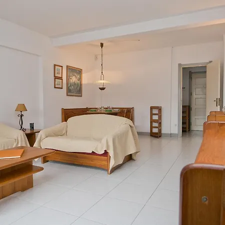 Apartamento Galerias - Centro Apartment *
